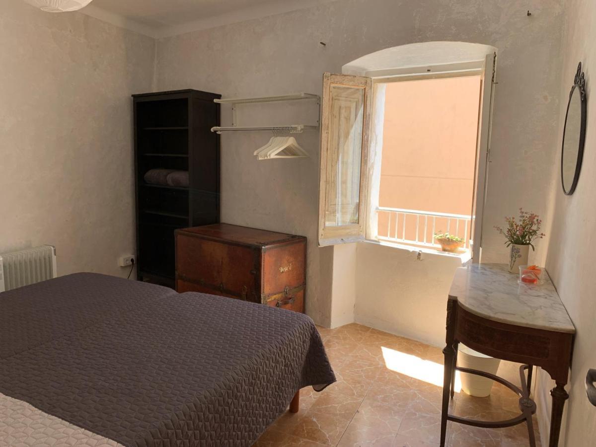 Apartment Notaria: Casco Antiguo With Garden Terrace Sant Feliu de Guixols