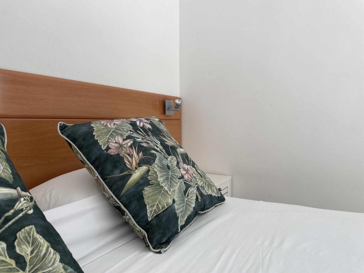 Solàrium Con Terraza A 5 Minutos De La Playa Recientemente Renovado Apartamento Gerona
