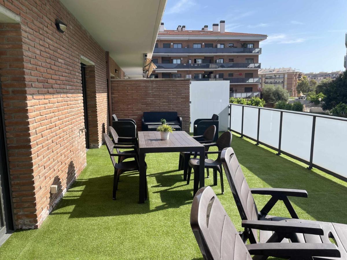 Apartamento Solàrium Con Terraza A 5 Minutos De La Playa Recientemente Renovado Gerona