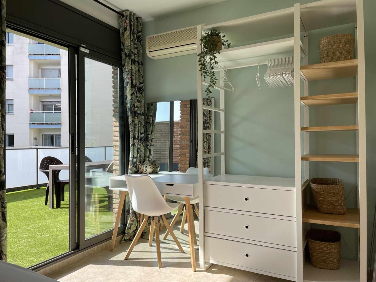 Apartamento Solàrium Con Terraza A 5 Minutos De La Playa Recientemente Renovado Gerona