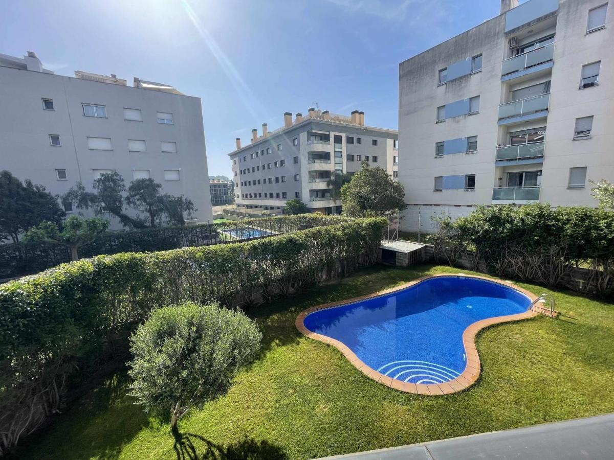 Apartamento Solàrium Con Terraza A 5 Minutos De La Playa Recientemente Renovado Gerona