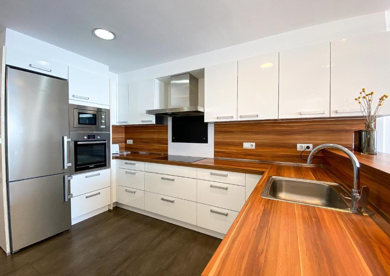 Exclusivo En Primera Linea De Mar Apartamento *