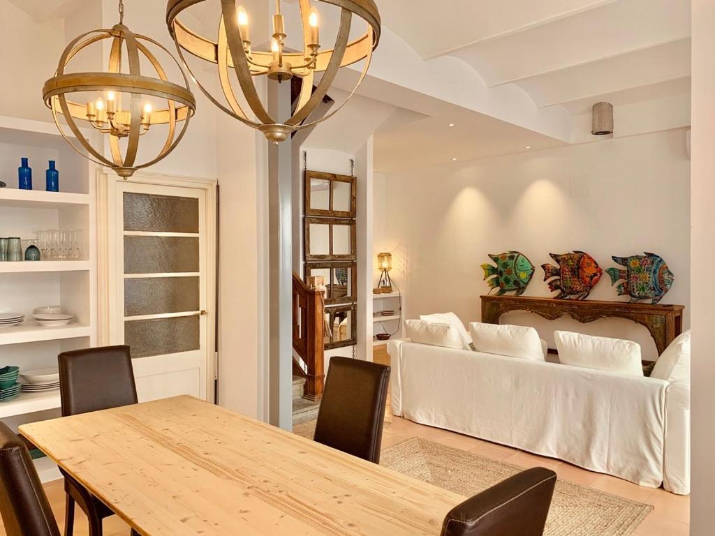 El Nido: Maison Rénovée Escala Centre * L' Escala