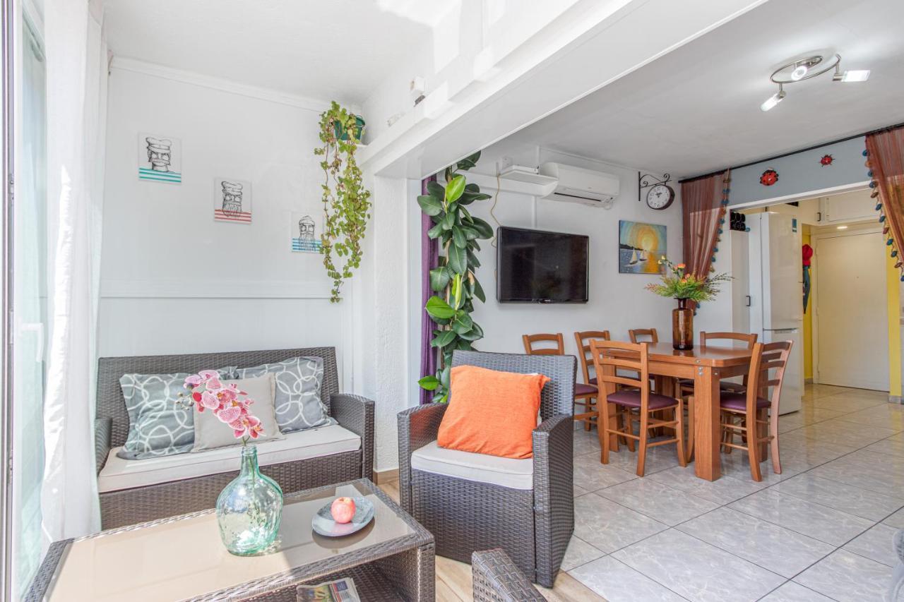 Apartamento En La Playa Sandra 1, Con Wifi, Parking Y Clima Apartamento *