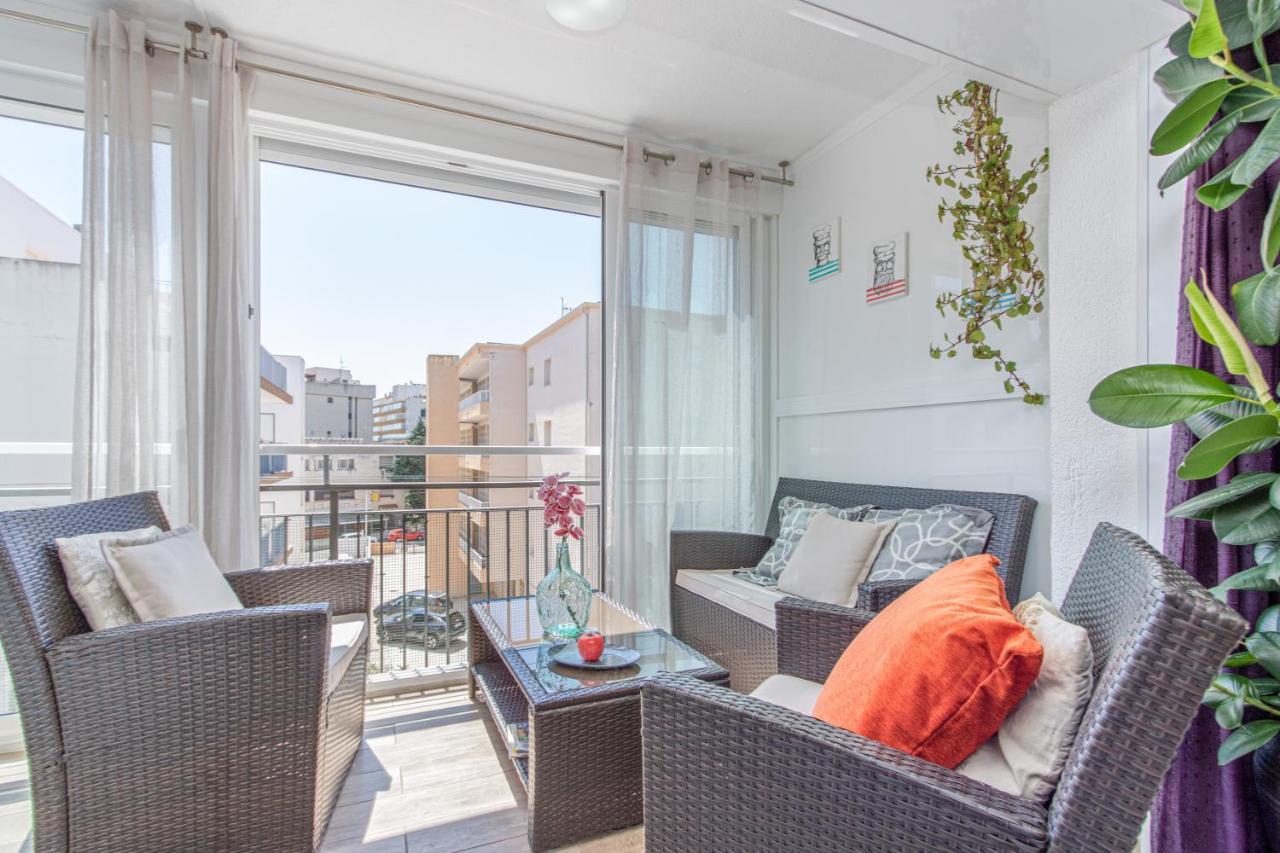 Apartamento En La Playa Sandra 1, Con Wifi, Parking Y Clima