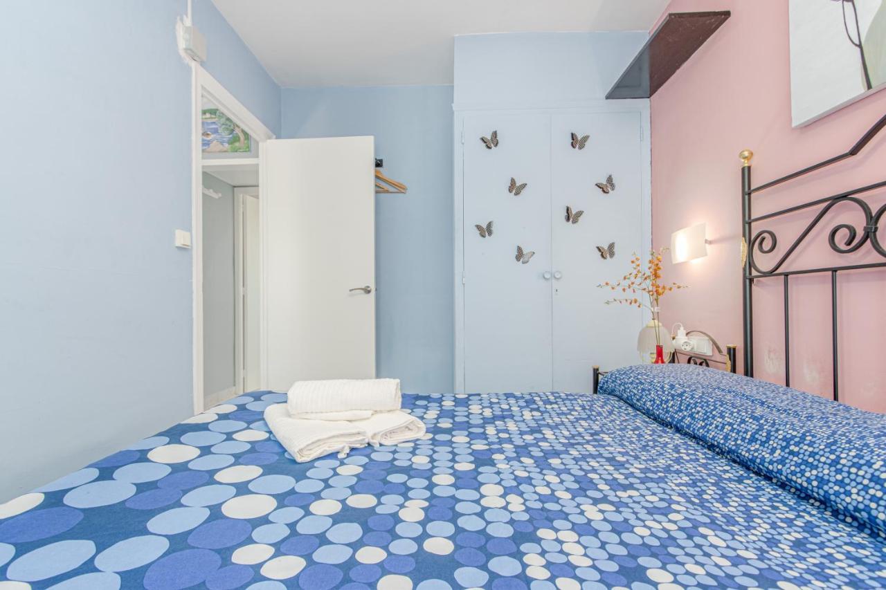Apartamento Apartamento En La Playa Sandra 1, Con Wifi, Parking Y Clima Rosas