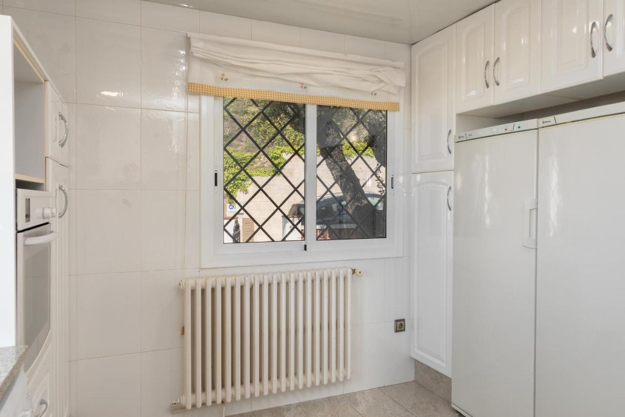 Hauzify I Casa Suredes Holiday home *