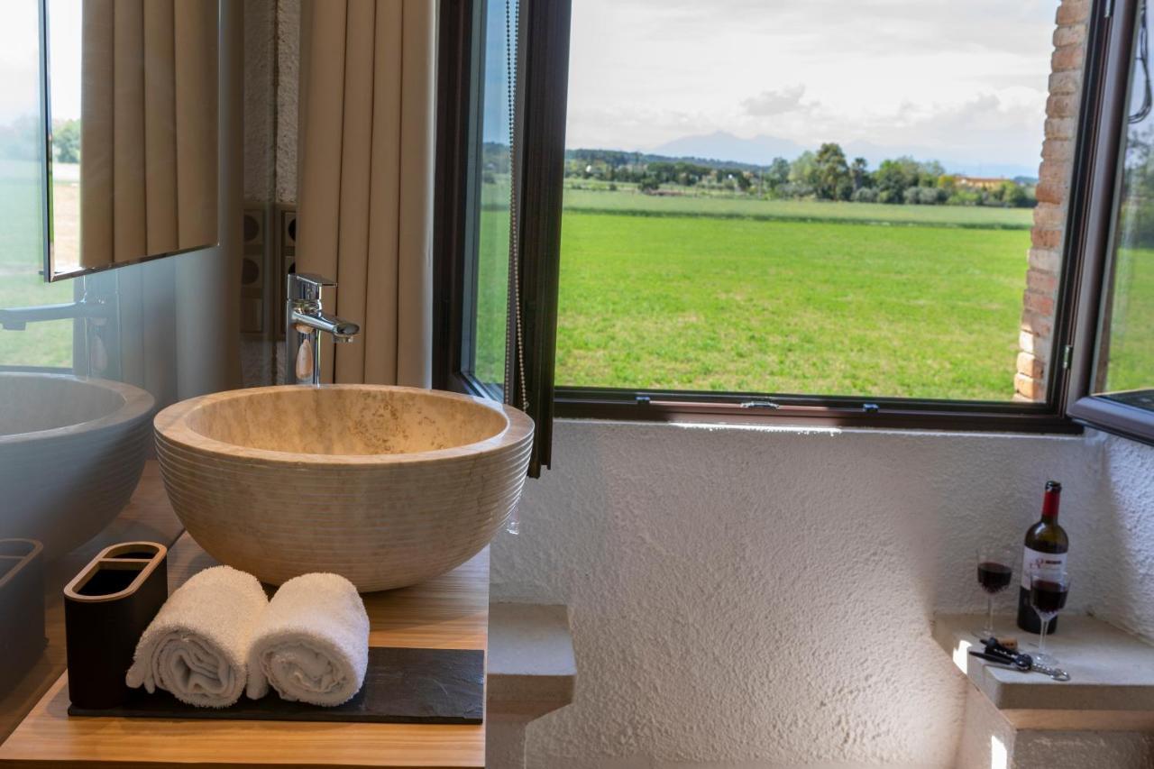 Somnis De L'emporda Bed & Breakfast 3*
