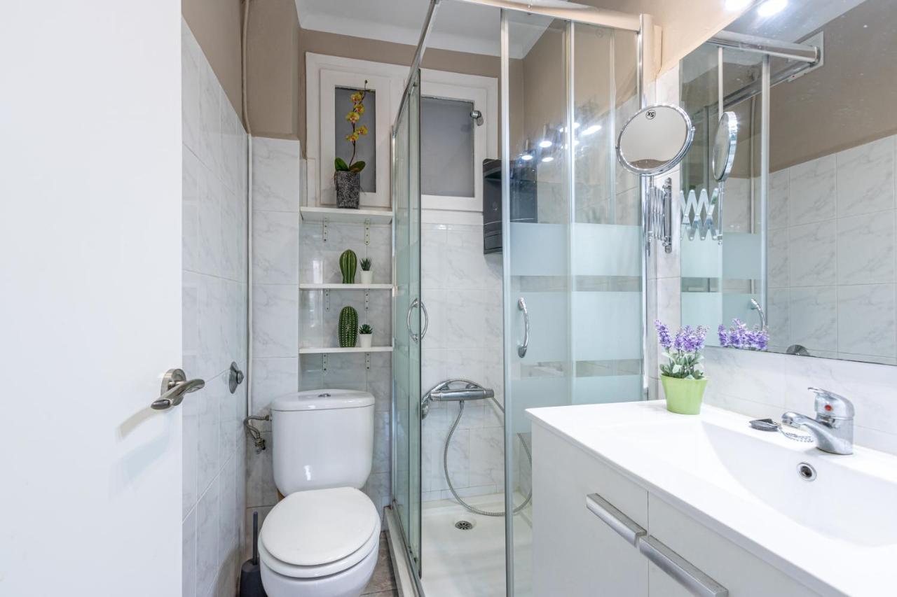 Apartamento Apartamento En La Playa Sandra 1, Con Wifi, Parking Y Clima Rosas