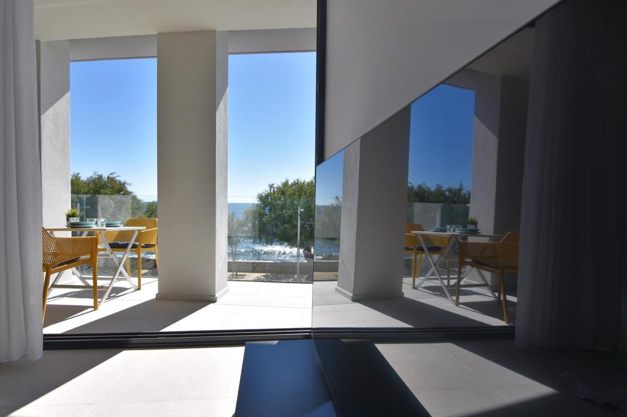 Lluisalbert Apartment