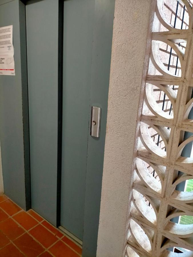 Apartamento En La Playa Sandra 1, Con Wifi, Parking Y Clima