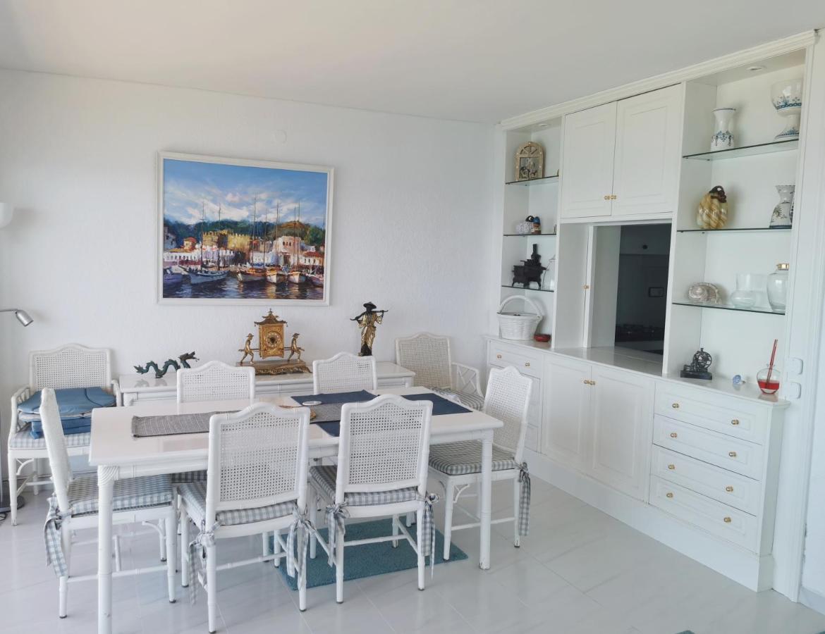Apartment Spacious Seafront