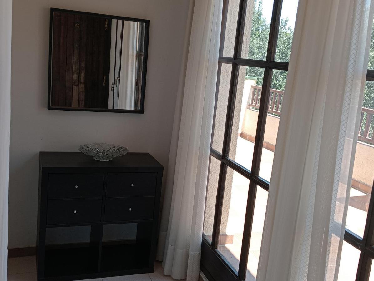 Penthouse Ducat De Lescala Hutg Apartamento