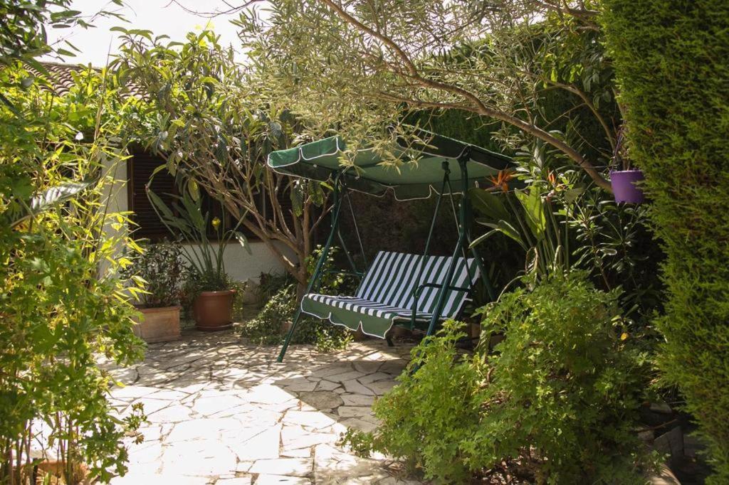 Holiday home Casita Blanca Con Fibra Optica Y Piscina Cominutaria Tossa de Mar
