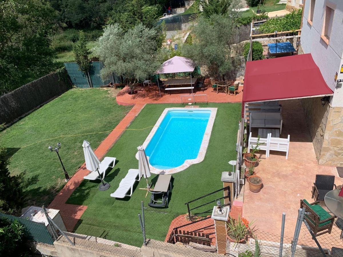 Сasa de vacaciones The Happy House Mont Barbat