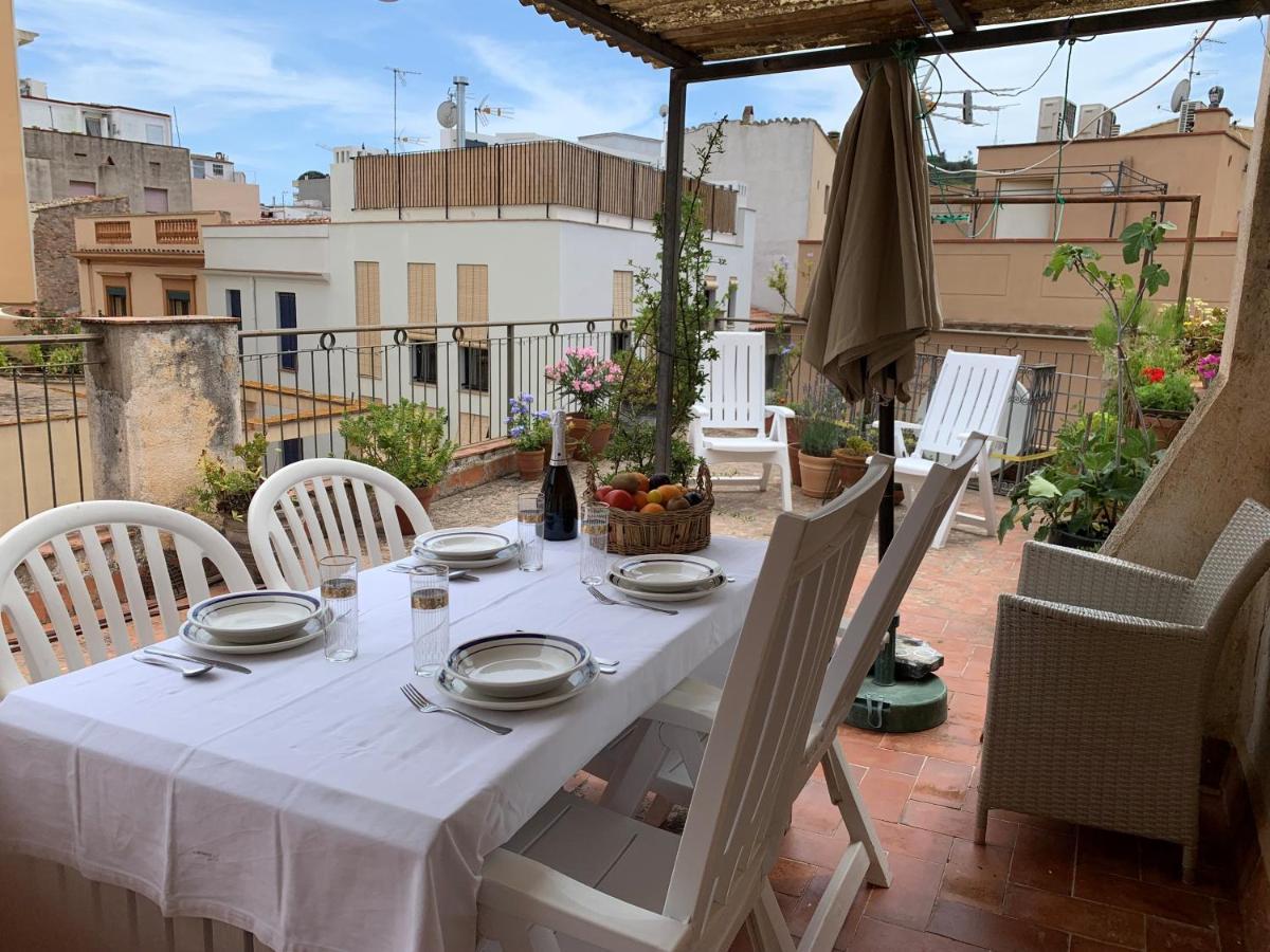 Notaria: Casco Antiguo With Garden Terrace Apartment Sant Feliu de Guixols