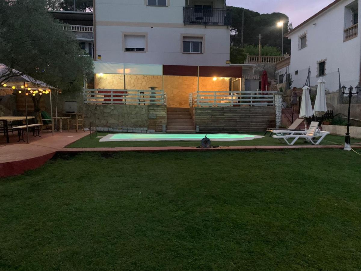 Сasa de vacaciones The Happy House Mont Barbat