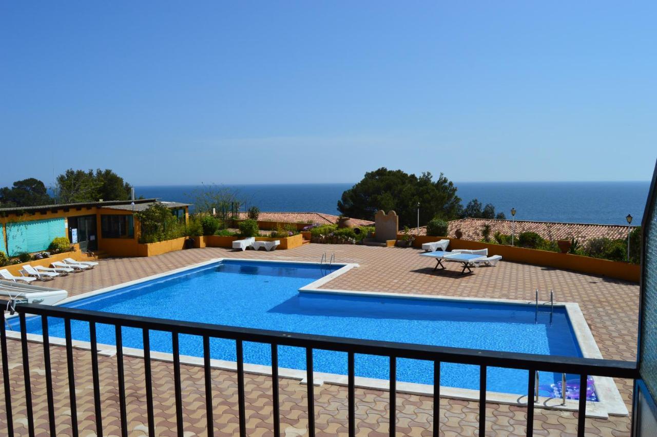 Premier - Cala Llevado *