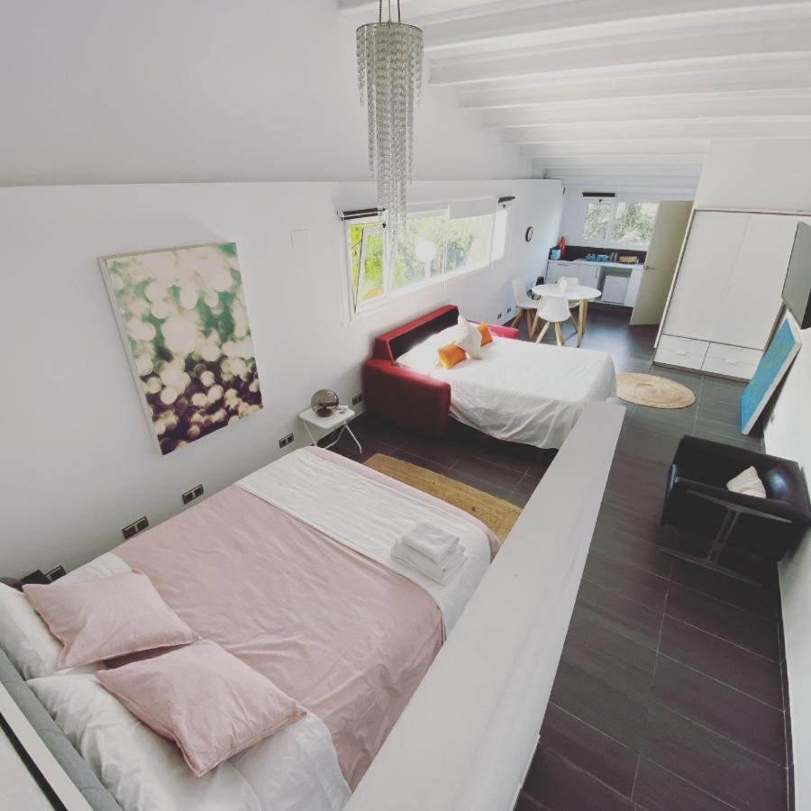 Cala Castell Suites Pensión