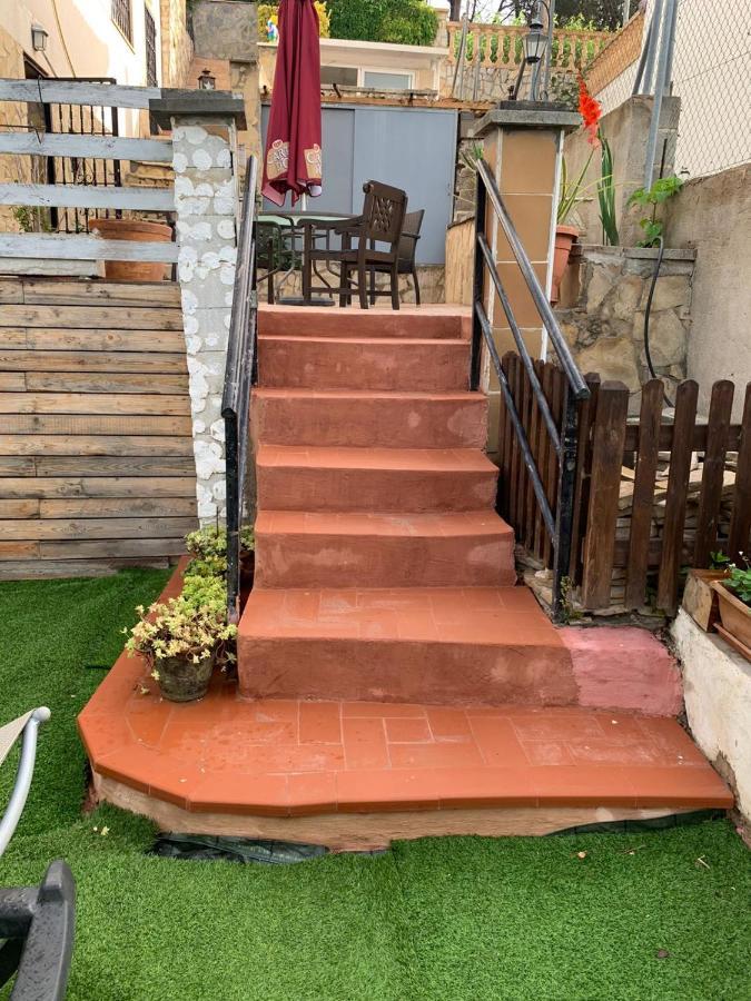 Сasa de vacaciones The Happy House Mont Barbat