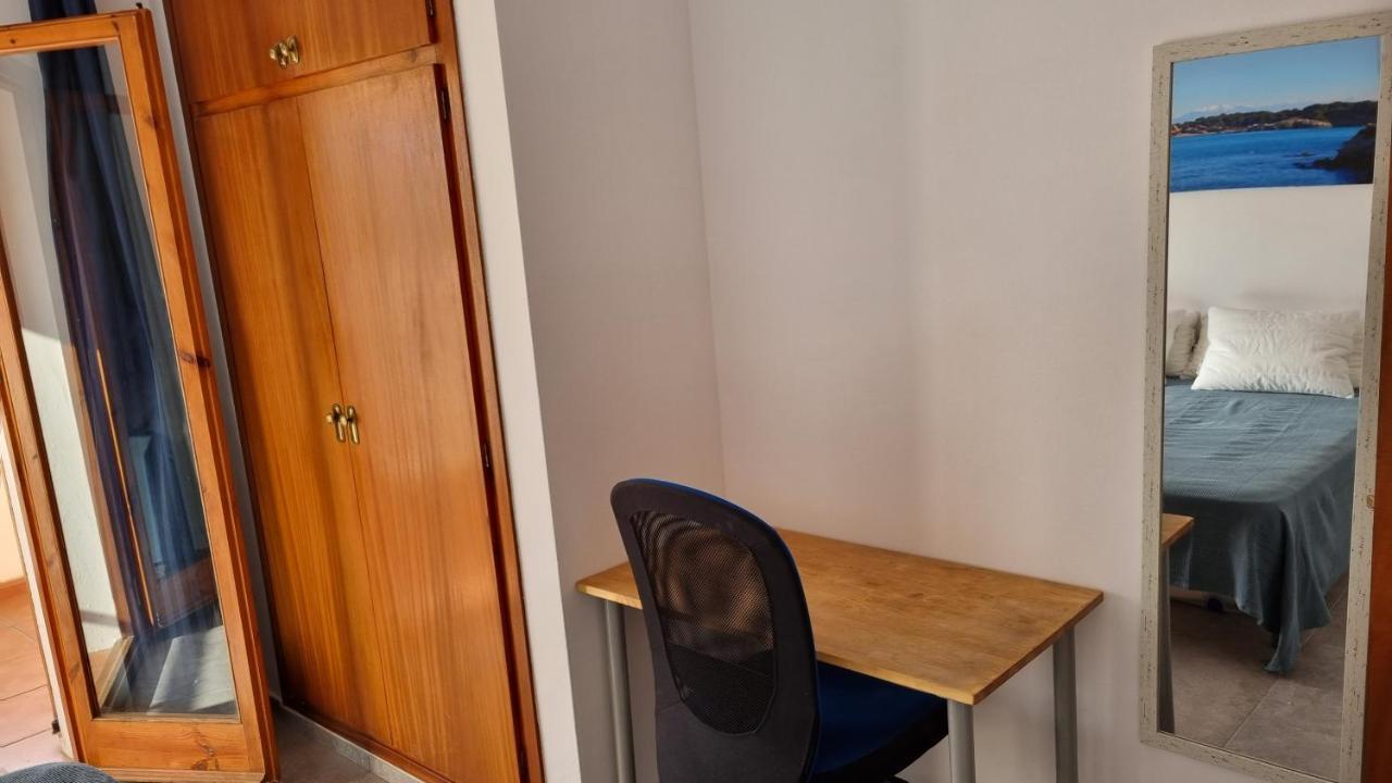 Familiar Con Piscina Y Wifi Apartamento