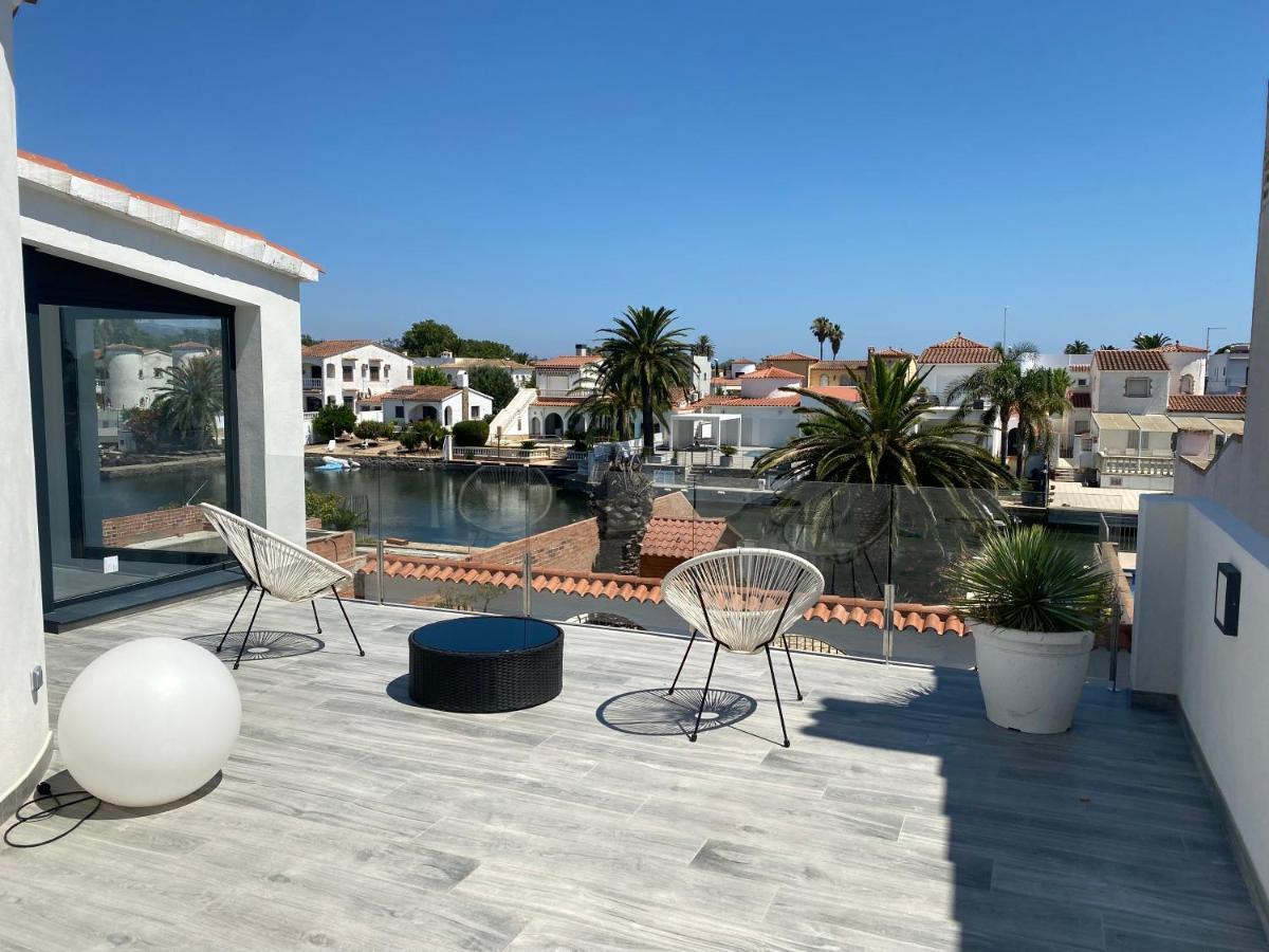 Maison Sur Canaux Marina Avec 4 Suites Dont 1 Balnéo Jacuzzi Сasa de vacaciones