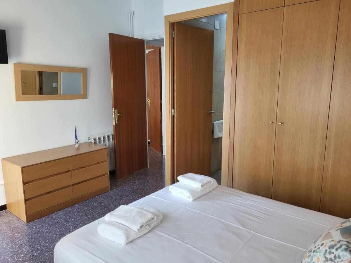 Apartamento Casc Antic Sl Sant Elm 4 *