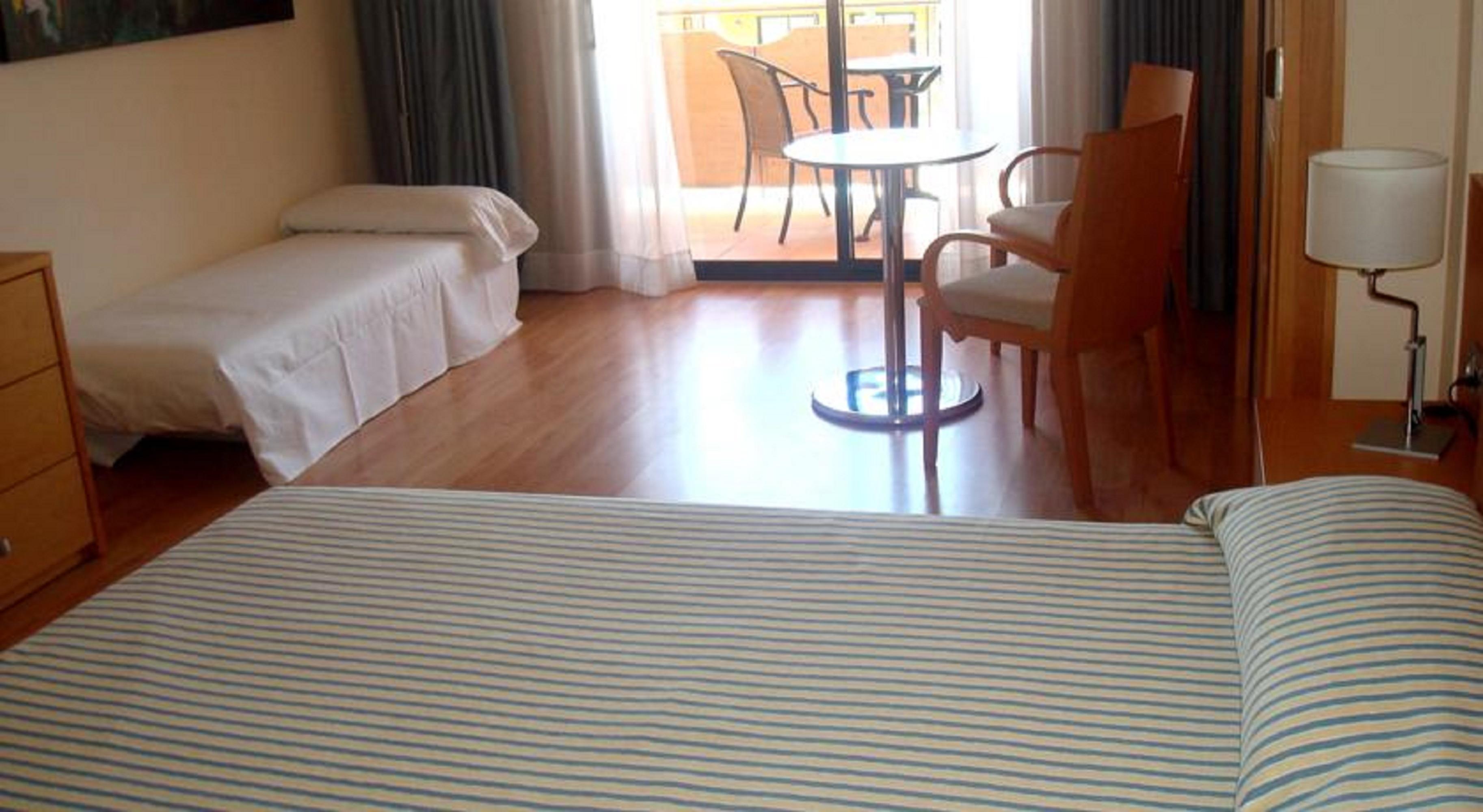Hotel Clipper & Torroella de Montgrí