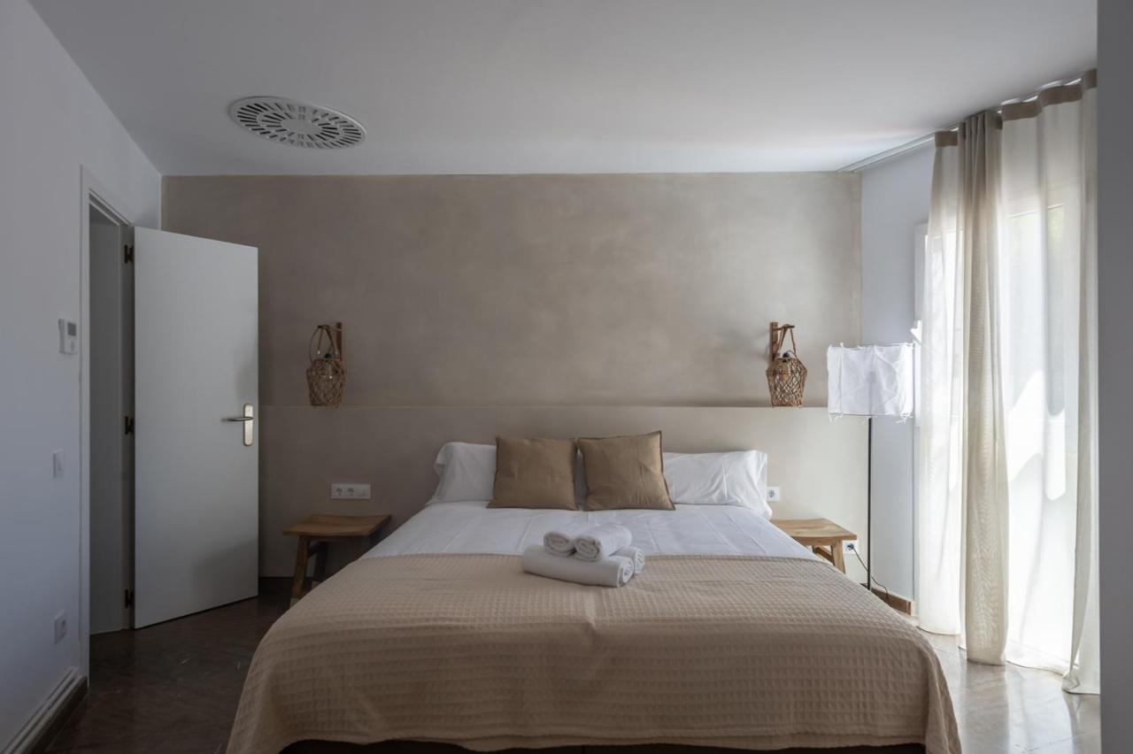 Es Niu De Hotel