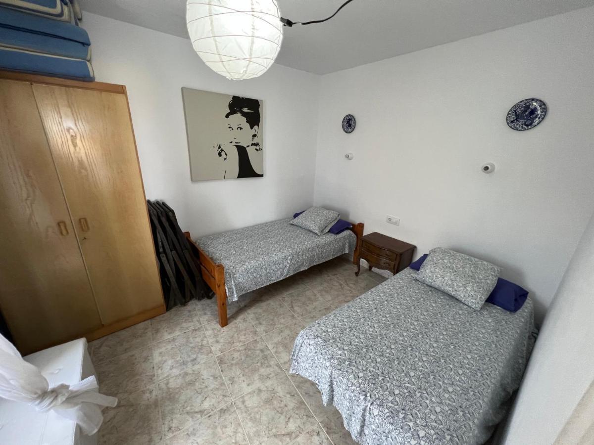 Sea Front In Platja With Terrace And Parking *