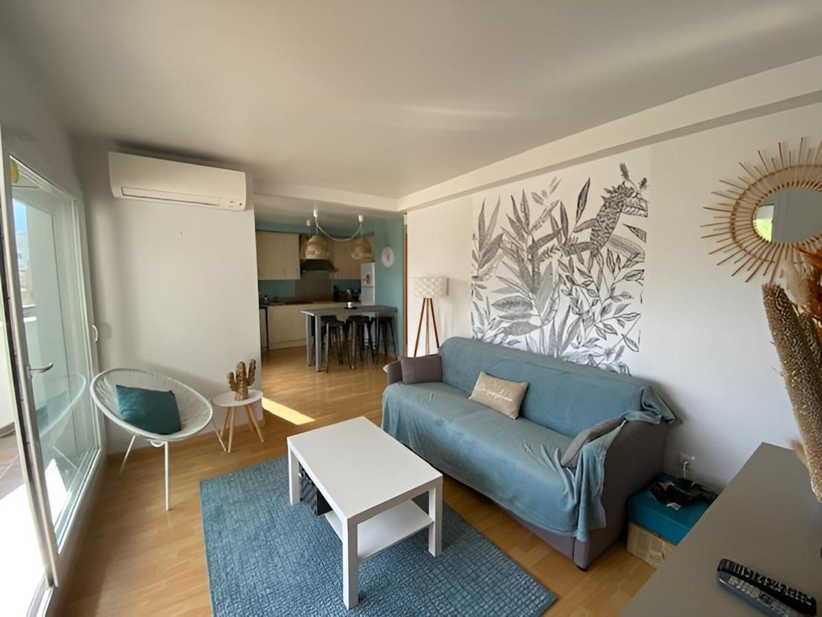 Superbe Renove, Avec Piscine * Roses
