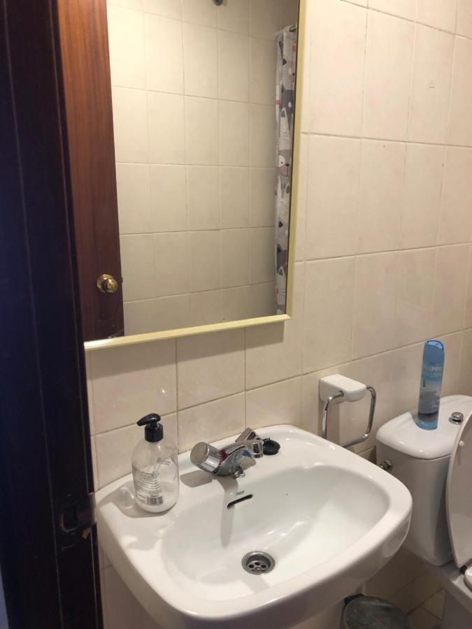 Doble En Figueres Con Baño Compartido