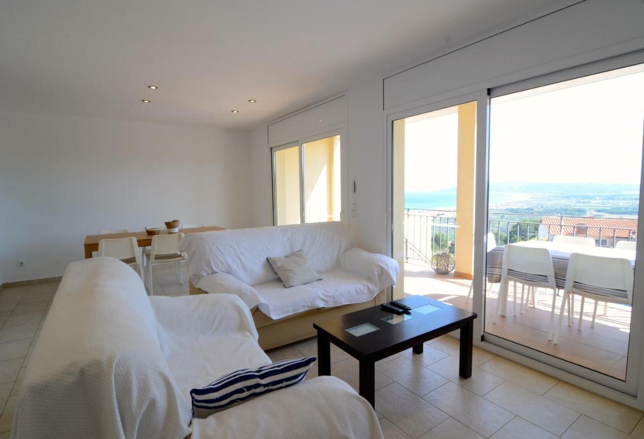 Montseny 3 - Piscina Privada Holiday home *