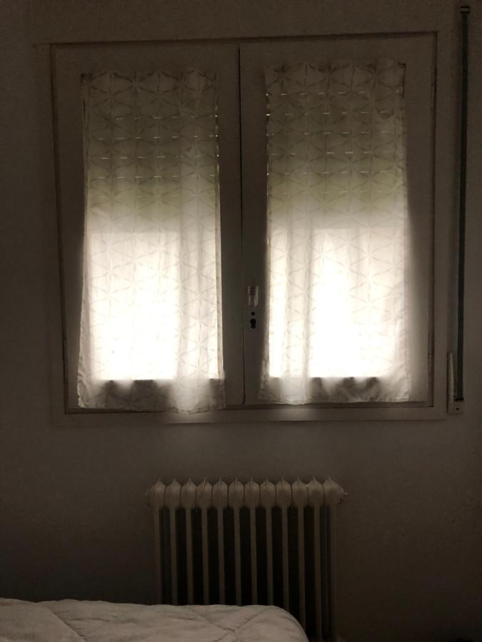 Doble En Figueres Con Bano Compartido Figueres (Girona)