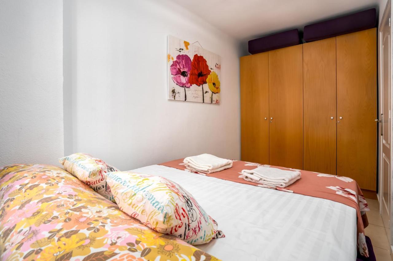 Apartamento Welcs Emp 018 Con Terraza Frente Al Mar Apartment Empuriabrava