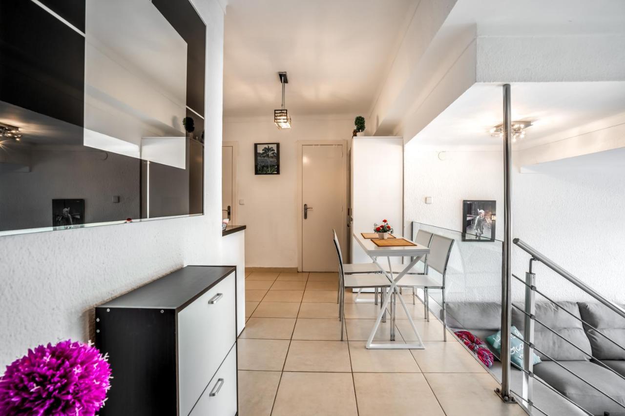 Apartamento Welcs Emp 018 Con Terraza Frente Al Mar Apartment Empuriabrava