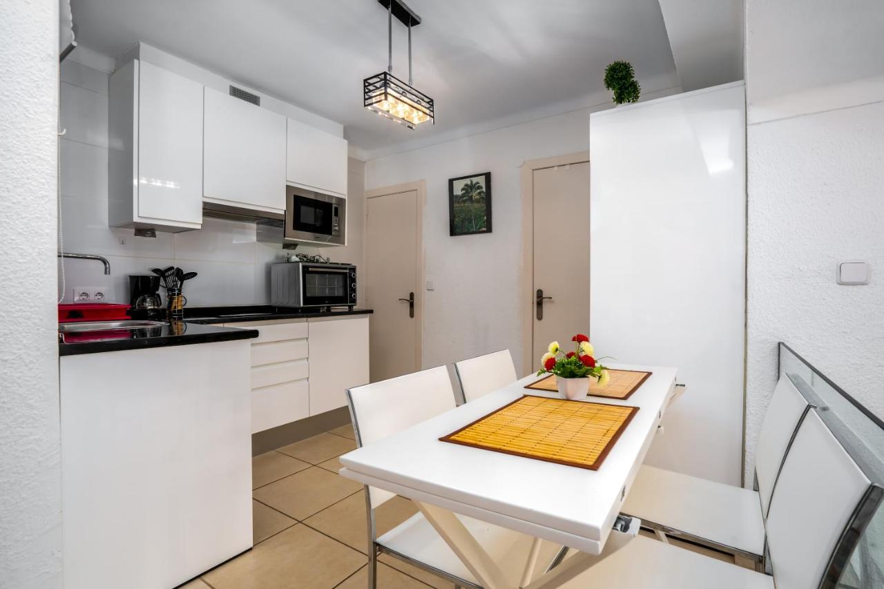 Apartamento Welcs Emp 018 Con Terraza Frente Al Mar * Empuriabrava