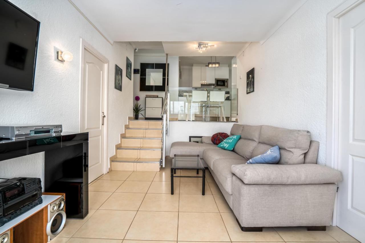 Apartamento Welcs Emp 018 Con Terraza Frente Al Mar *