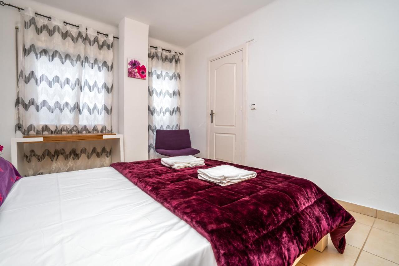 Apartamento Welcs Emp 018 Con Terraza Frente Al Mar Apartment Empuriabrava