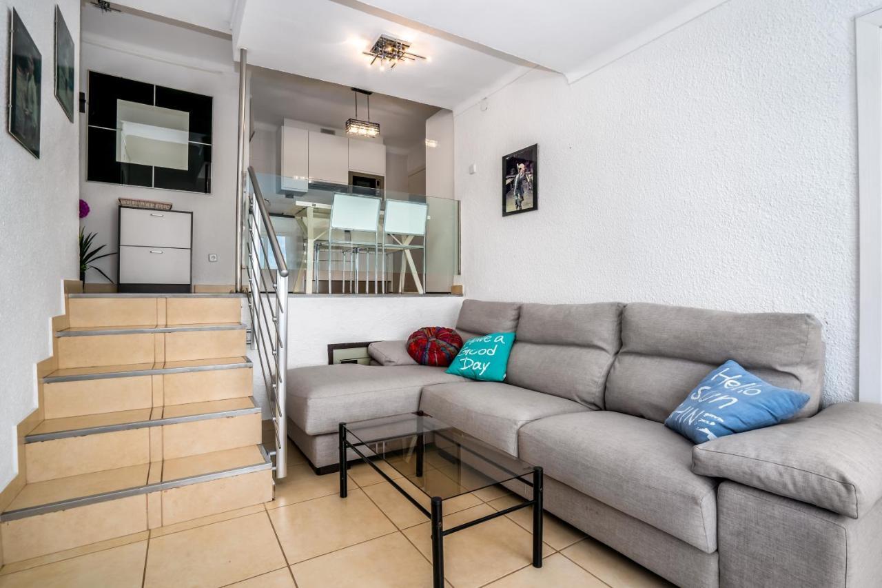 Apartamento Welcs Emp 018 Con Terraza Frente Al Mar *