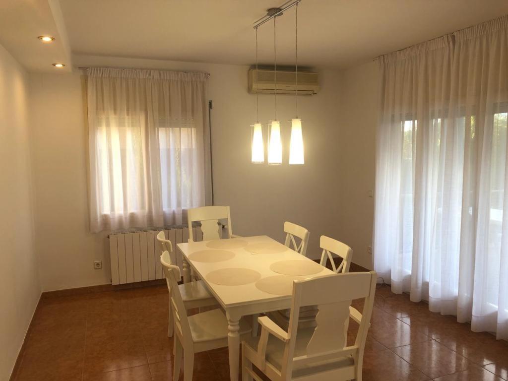 Сasa de vacaciones Casa Veuras - Montilivi *