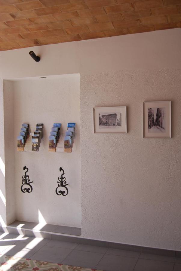 Fonda Comerç Estudio Doble * Torroella de Montgrí