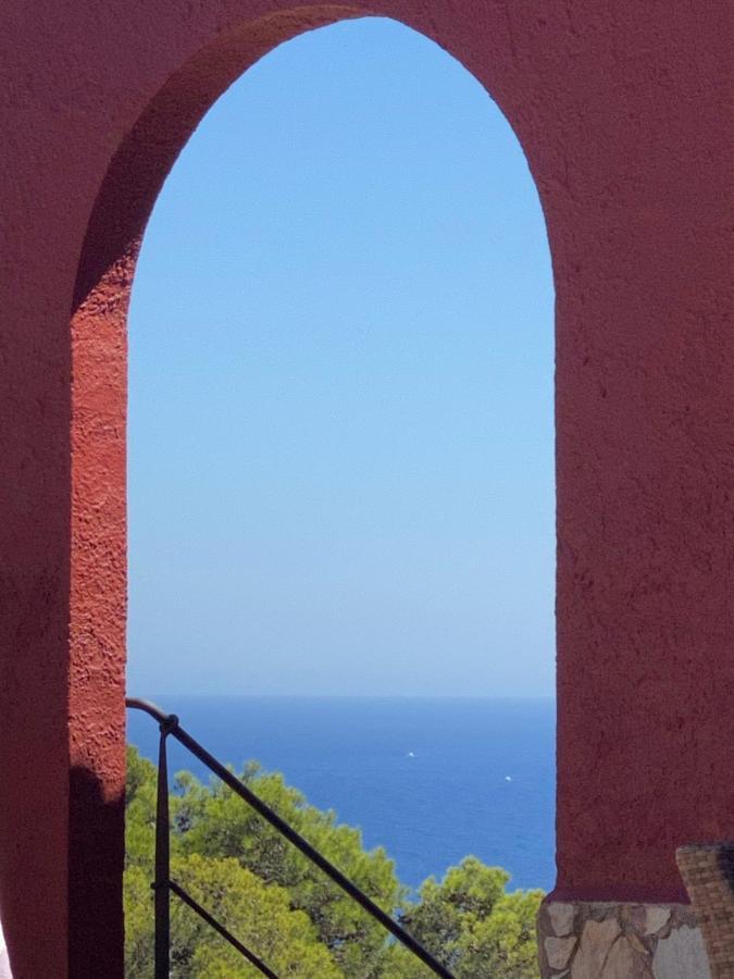 Gisele Villa