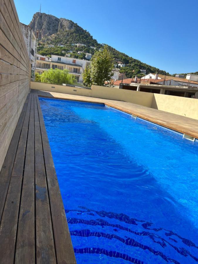 Fantastic A Few Meters From The In The Center Of Estartit Apartment