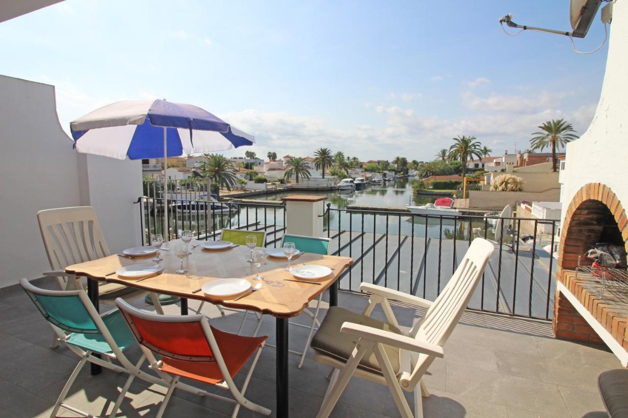 Basic Comfort Port Segre 0169 * Empuriabrava