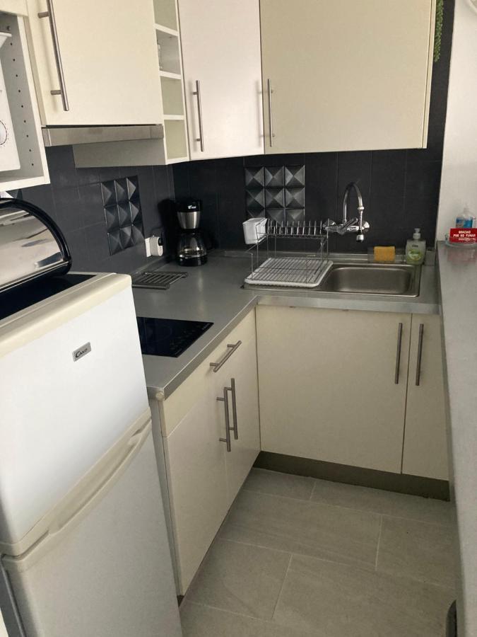 Tres Bel Entierement Renove Apartment *