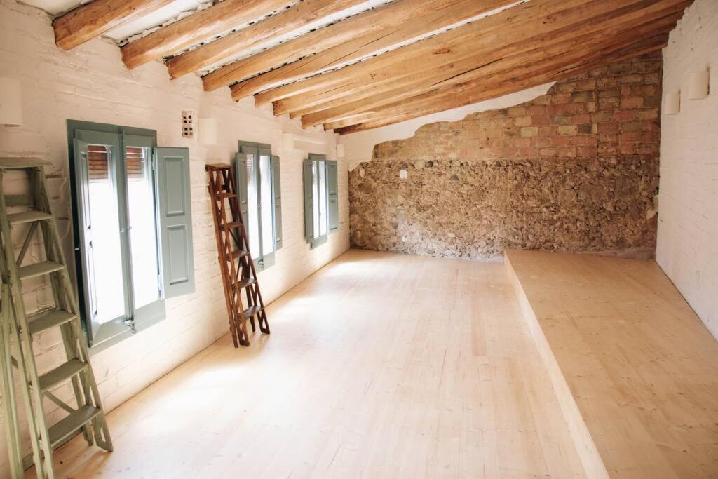 Camades - Casa Amb Jardí I Piscina A L'empordà