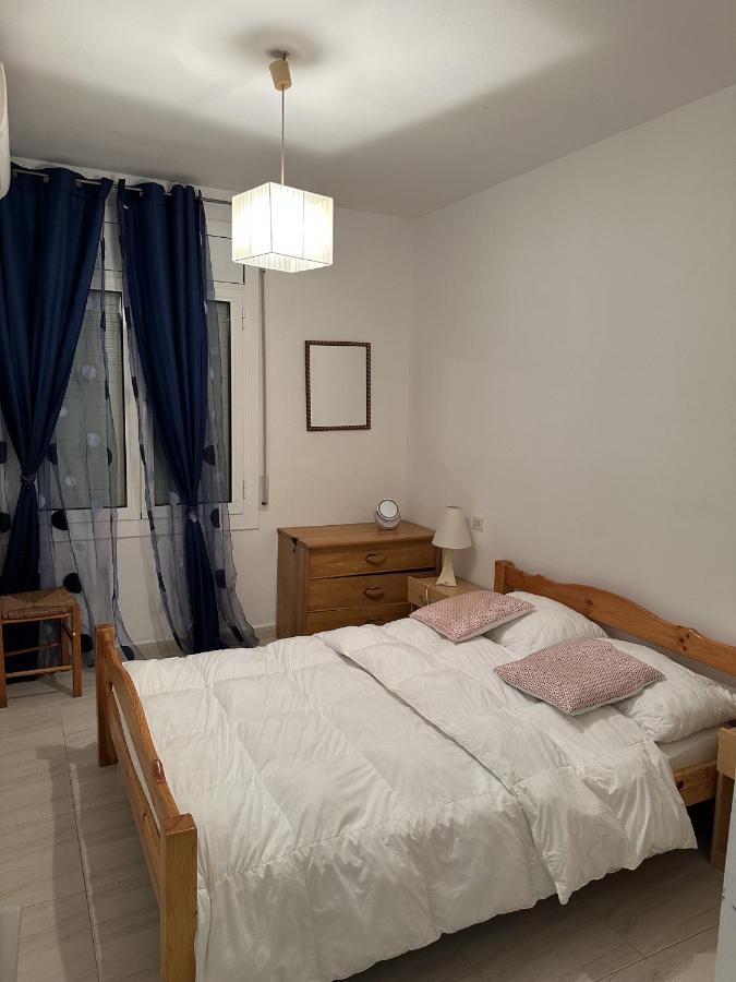 Apartamento En Planta Baja Directo Al Canal Ref 81