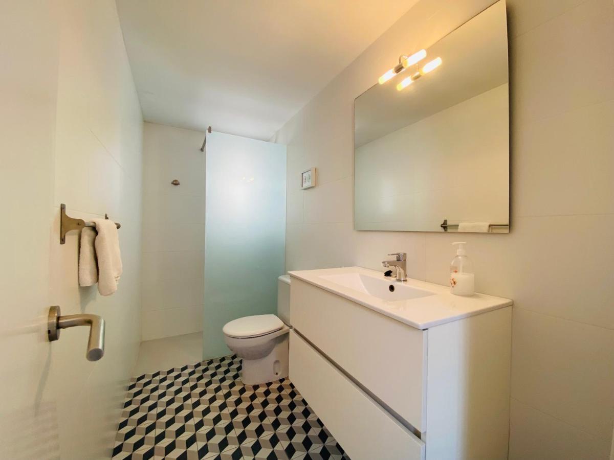 Aquarium Apartment