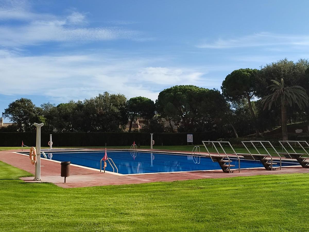 - Piso Reformado Con Piscina, Wifi Y Parking Gratuito *